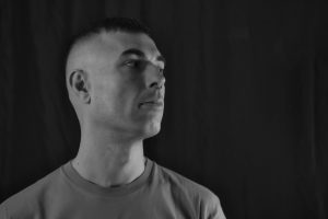 Khabiar en techno Room Radio